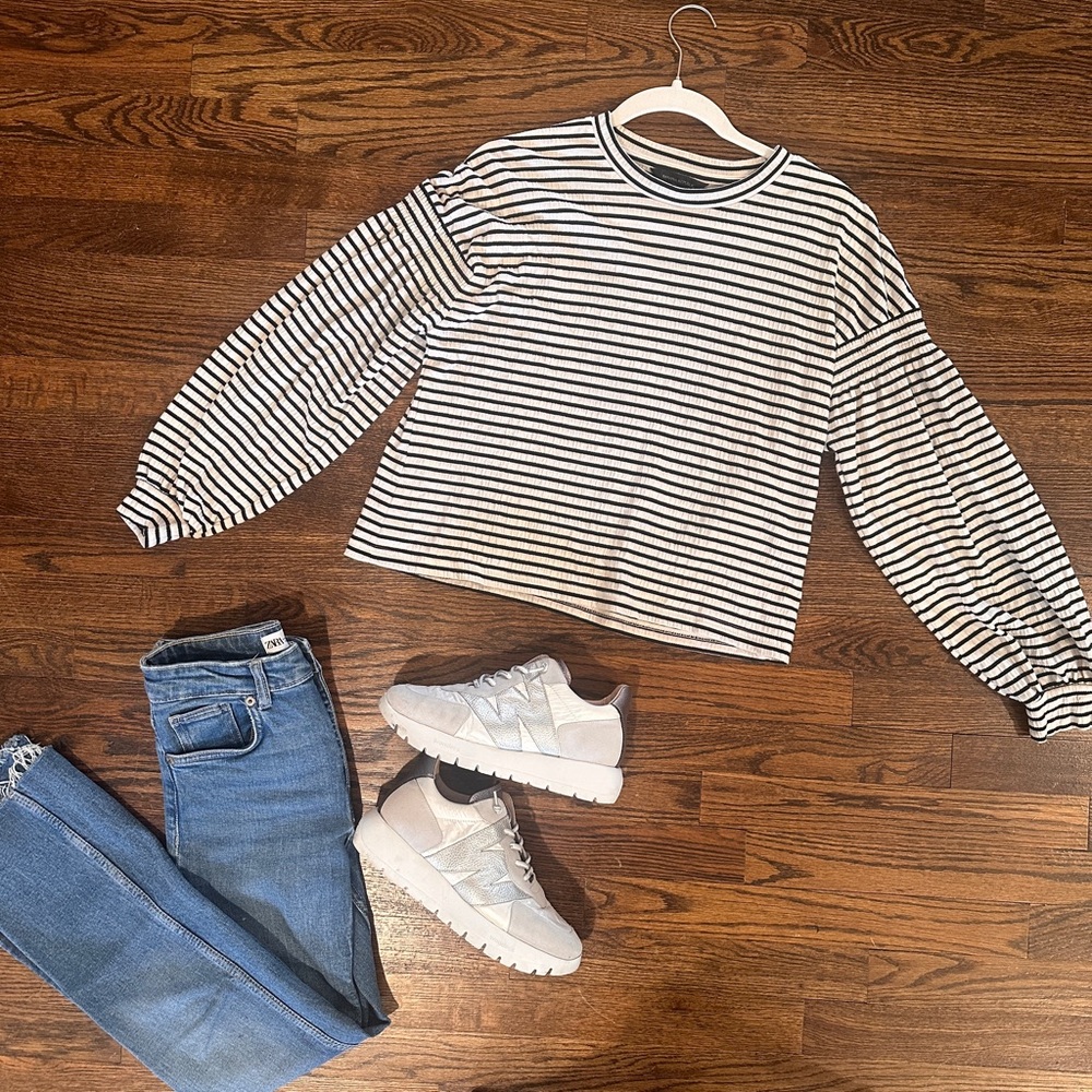 Banana Republic Striped Long Sleeve Top